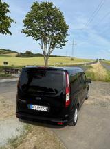 Ford Grand Tourneo Connect 1.5 TDCi 88kW Titanium - Ford Tourneo Connect mit Diesel-Antrieb: Zentralverriegelung