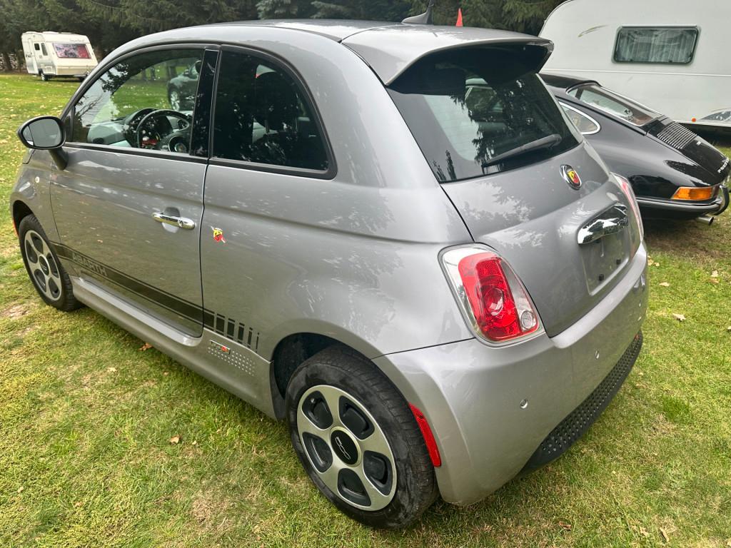 Fiat 500e Abarth California Klima+Navi+Ganzjahr+SH+FS