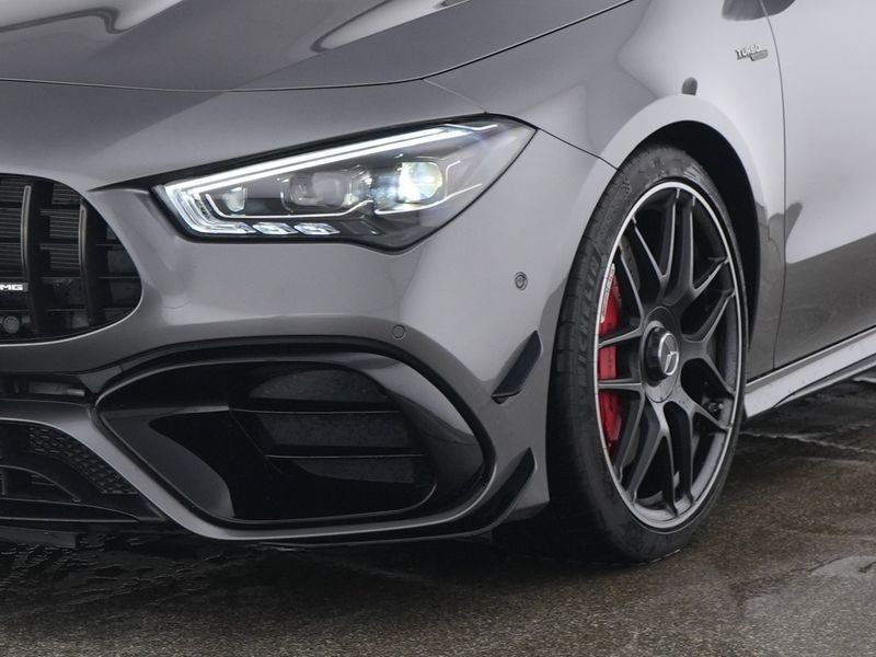 Fahrzeugabbildung Mercedes-Benz CLA 45 S AMG Perf.Sitze AERO Sitzklima 19"Kreuzs