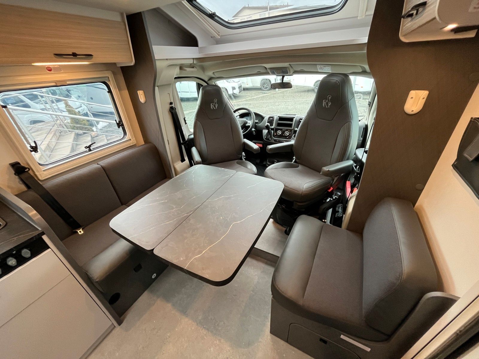 Fahrzeugabbildung Etrusco T 6.9 SBC *Automatik*Hubbett*Markise*Komfort Plu