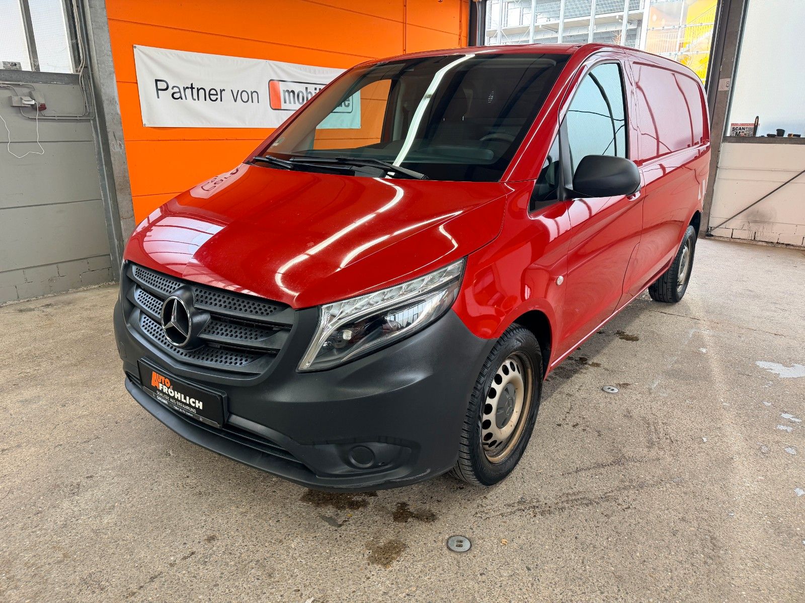 MERCEDES-BENZ Vito Kasten 119CDI/BT 4x4 kompakt Automatik LED