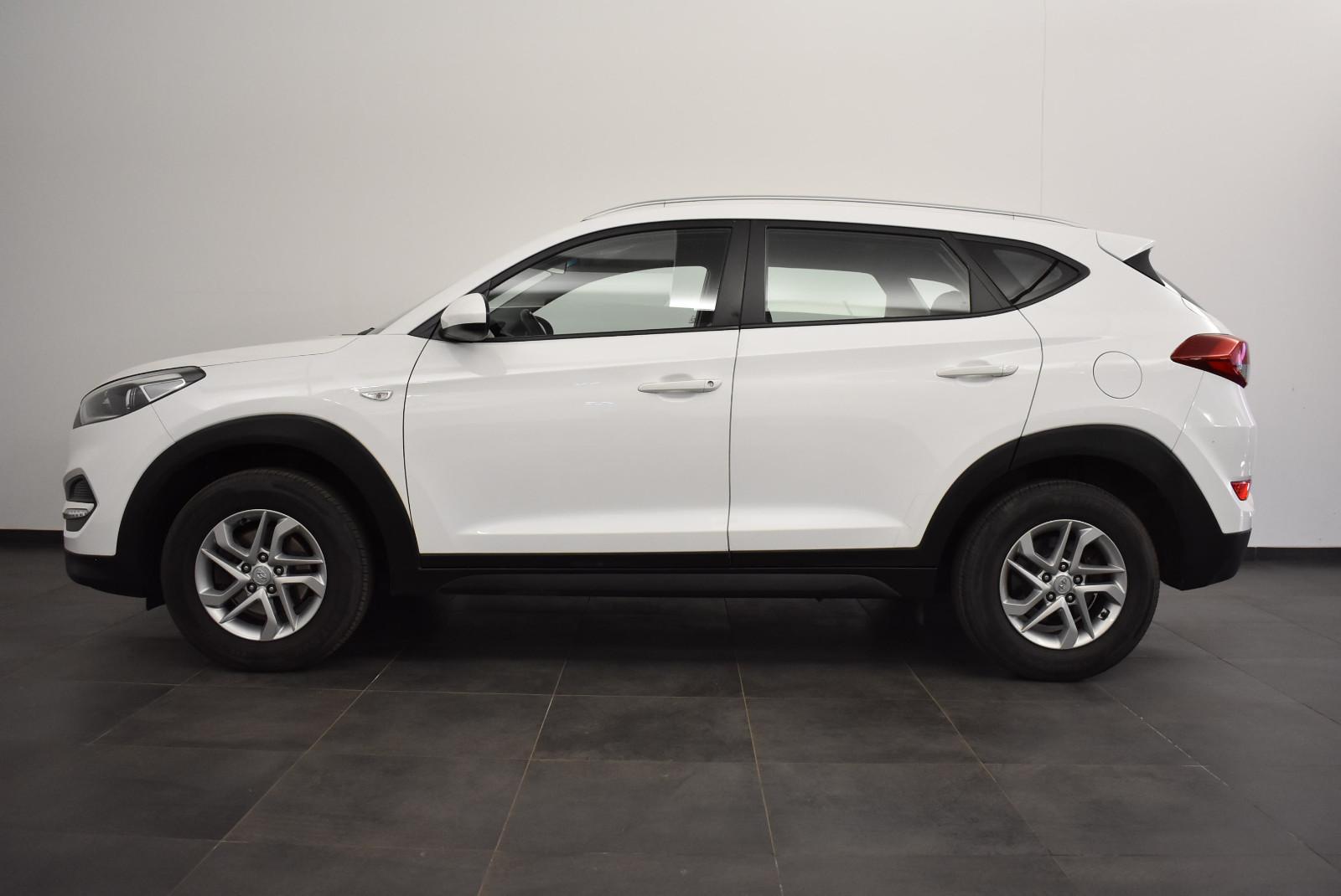 Hyundai Tucson blue Classic 2WD