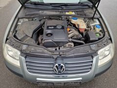 Fahrzeugabbildung Volkswagen Passat Variant 2.0 Basis HU 07/2027