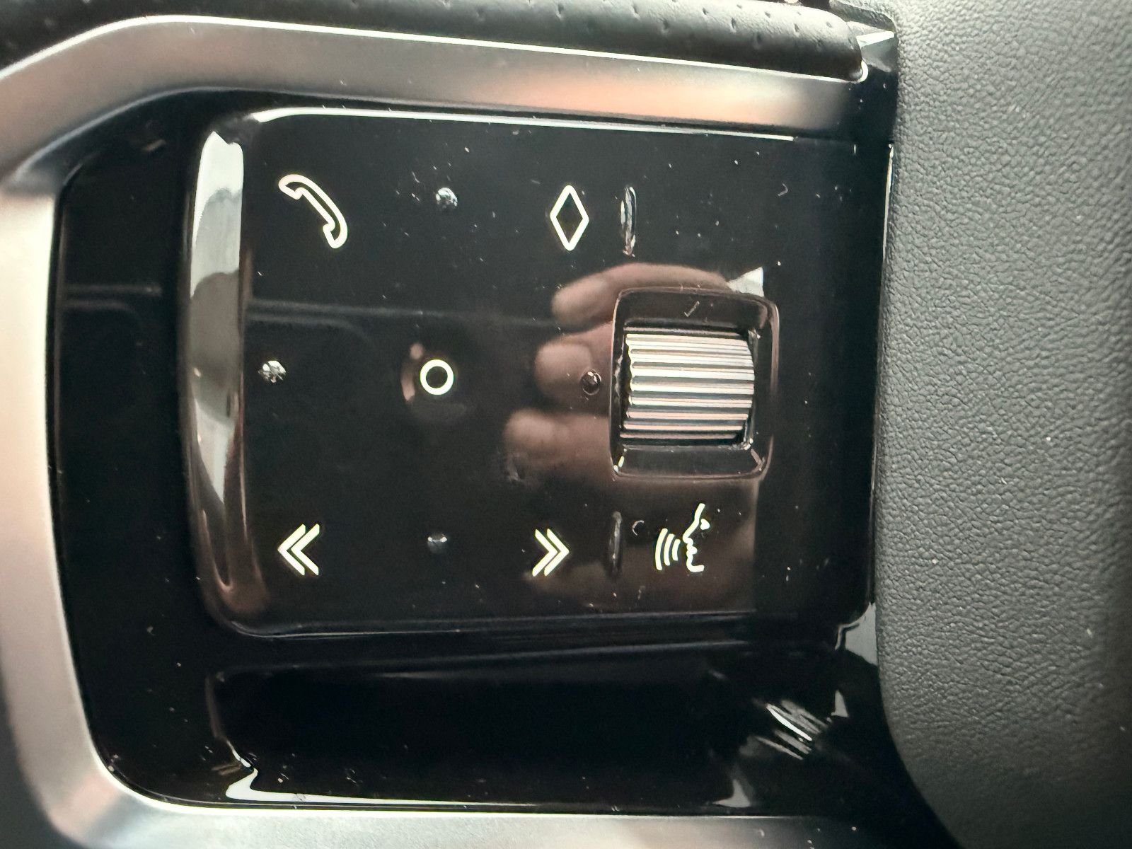 Fahrzeugabbildung Land Rover Discovery Sport R-Dynamic S AWD/LEDER/KAMERA/ACC