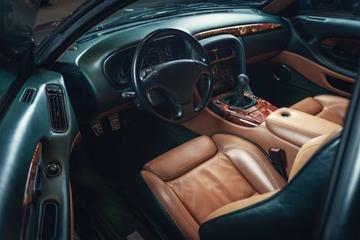 2001 Aston Martin DB7 照片 7