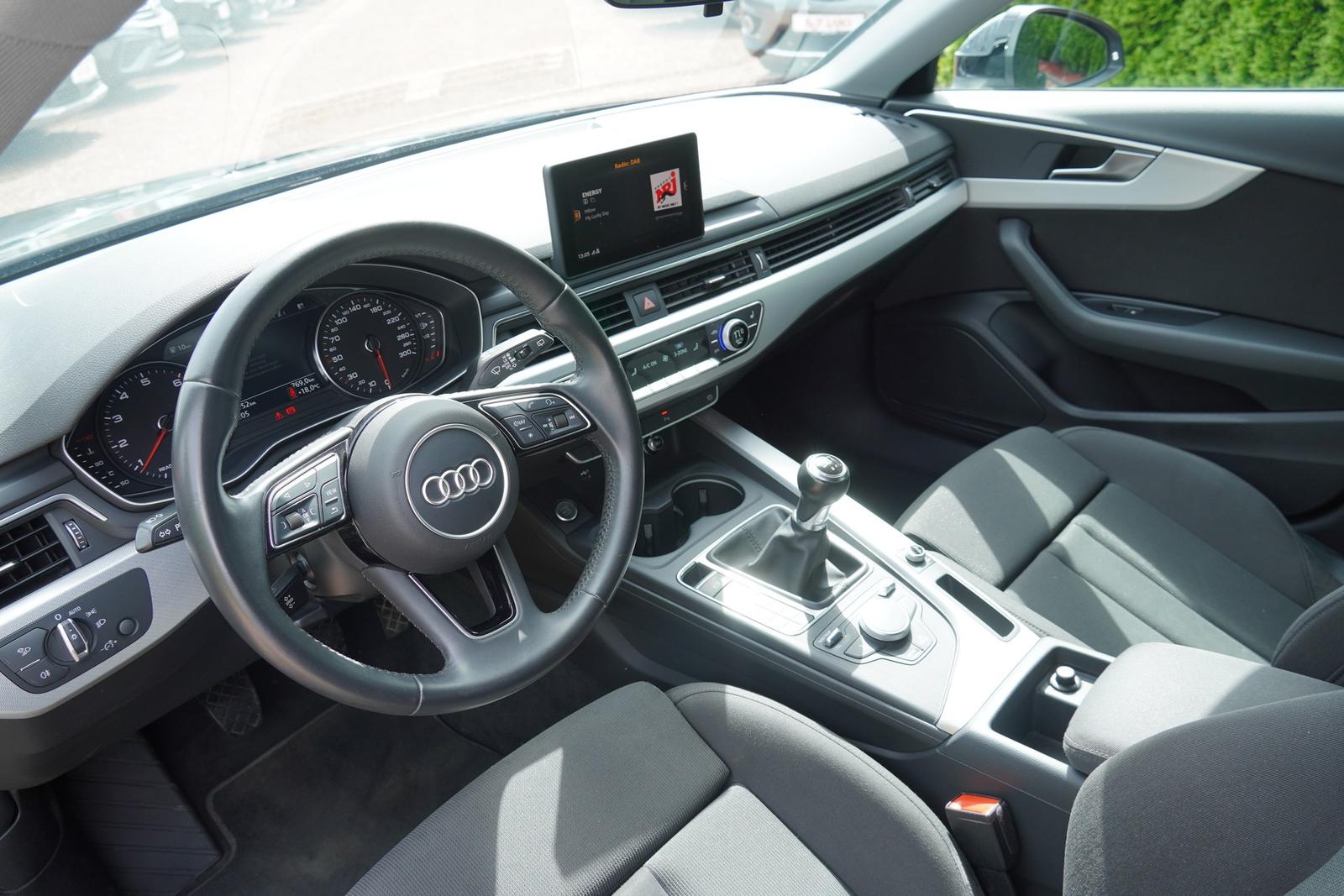 Audi A4 Avant 1.4 TFSI Navi Tempomat Xenon Keyless-Go