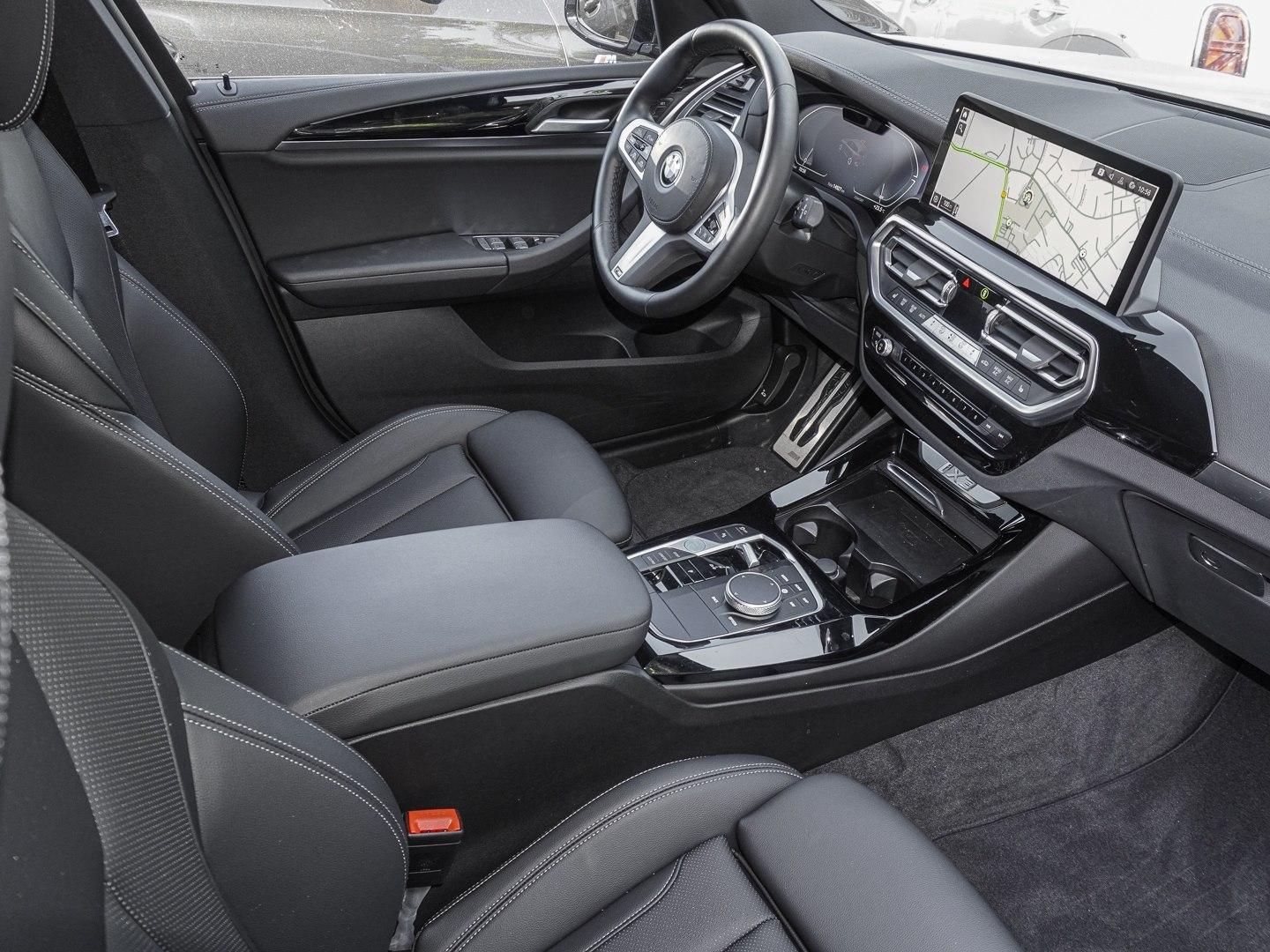 BMW iX3 Inspiring M Sport PANO ACC RFK NAVI LED DAB