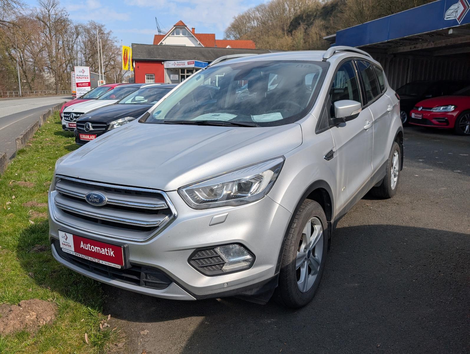Ford Kuga 2.0 TDCI Cool & Connect AWD AHK *MOTOR NEU!