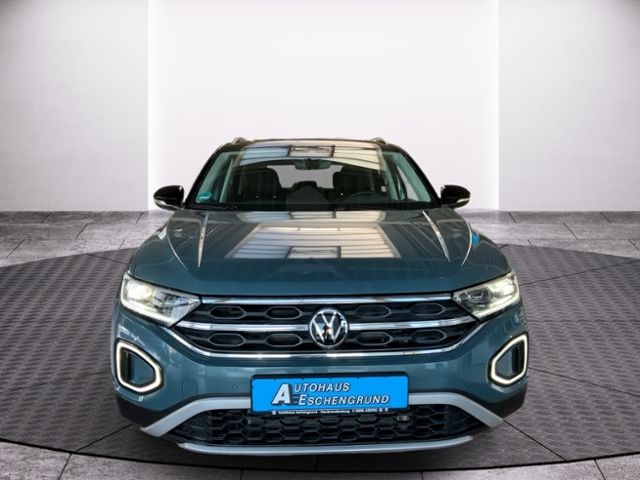 Fahrzeugabbildung Volkswagen T-ROC 1.5 TSI DSG 110 KW "STYLE" AHK NAVI LED-PL