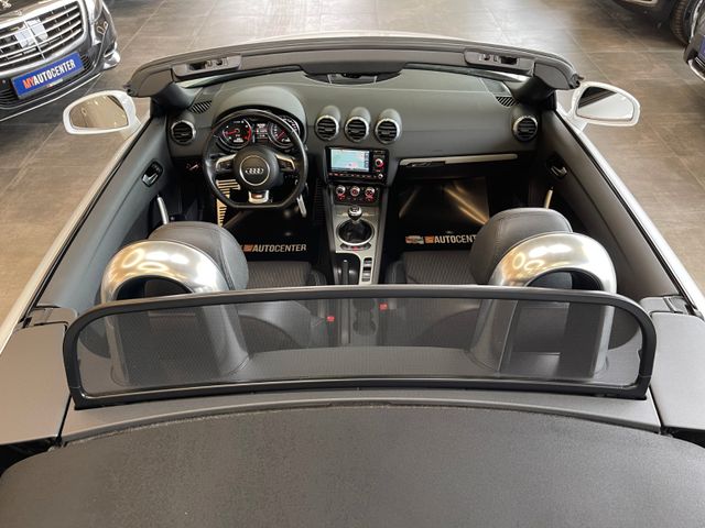 Audi TT Roadster 2.0 TFSI *BI-XENON*NAVI*PDC*LEDER*