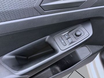 Volkswagen Caddy - 10