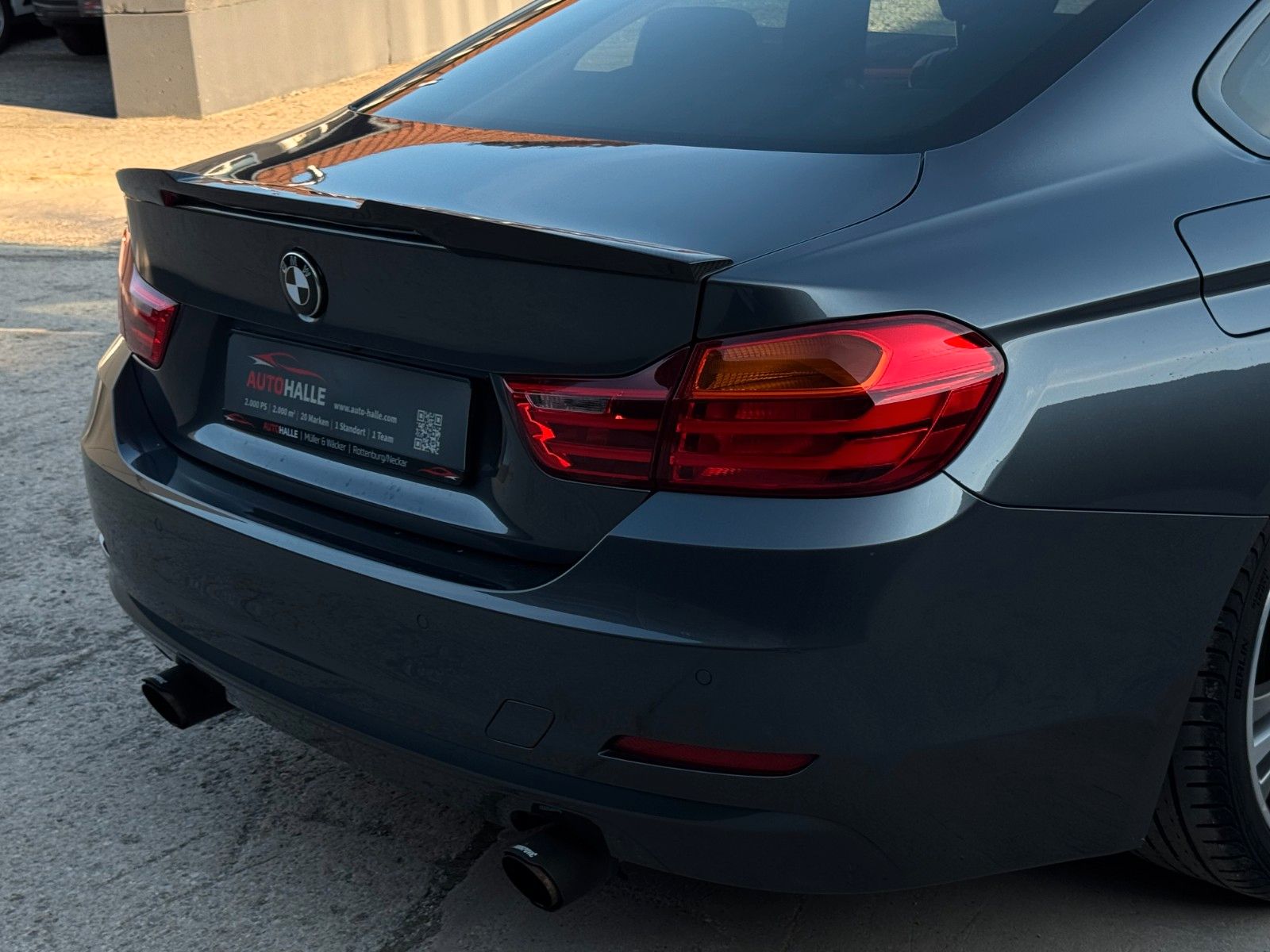 Fahrzeugabbildung BMW 420i Coupé Sport Line Carbon M-Spiegel Bi-Xenon