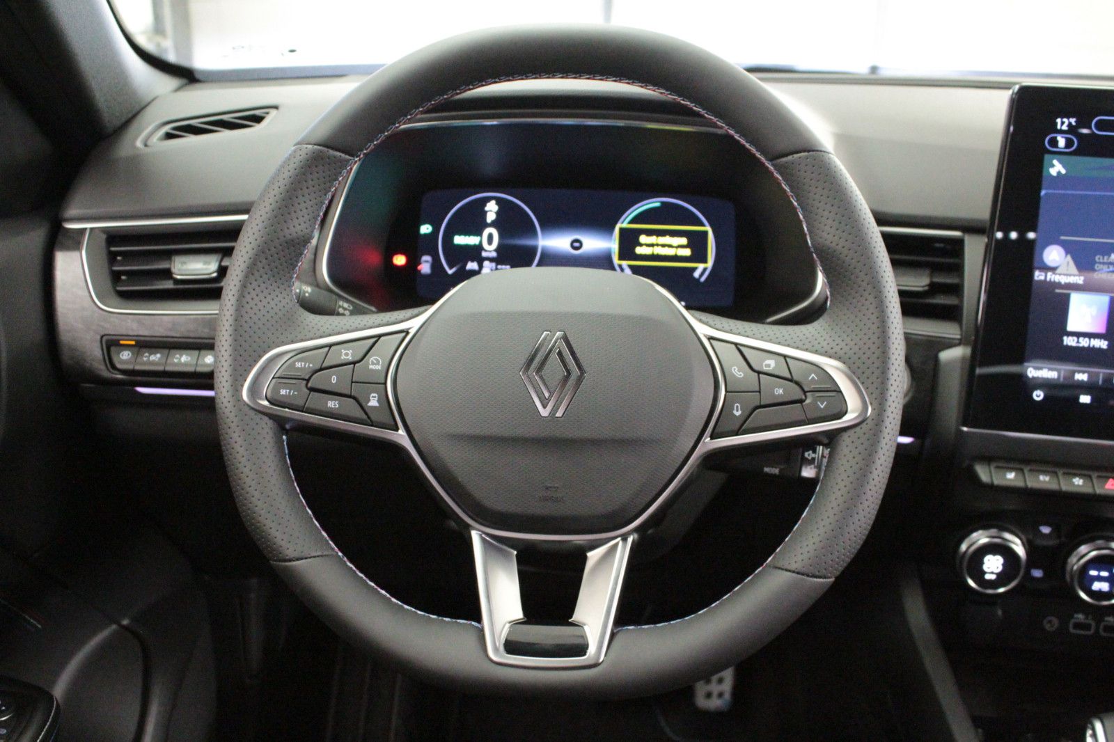 Fahrzeugabbildung Renault Arkana E-TECH Full Hybrid 145 Esprit Alpine BOSE