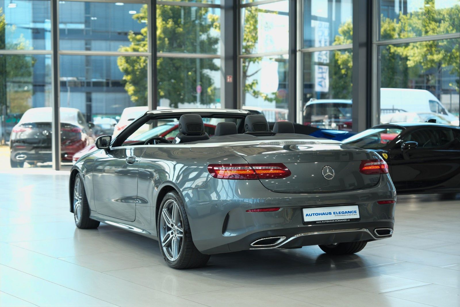 Mercedes-Benz E 220 d Cabrio*AMG-LINE*LEDER*MULTIBEAM*COMAND* foto 3