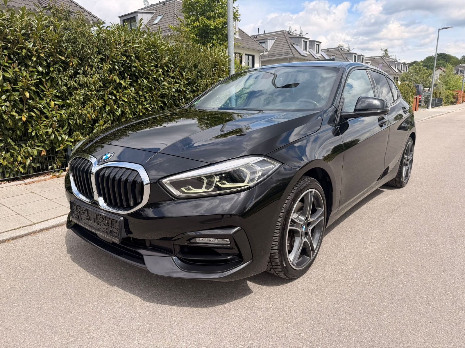BMW 116i Sport Line-Leder/Navi/Kamera/Komfortzugang