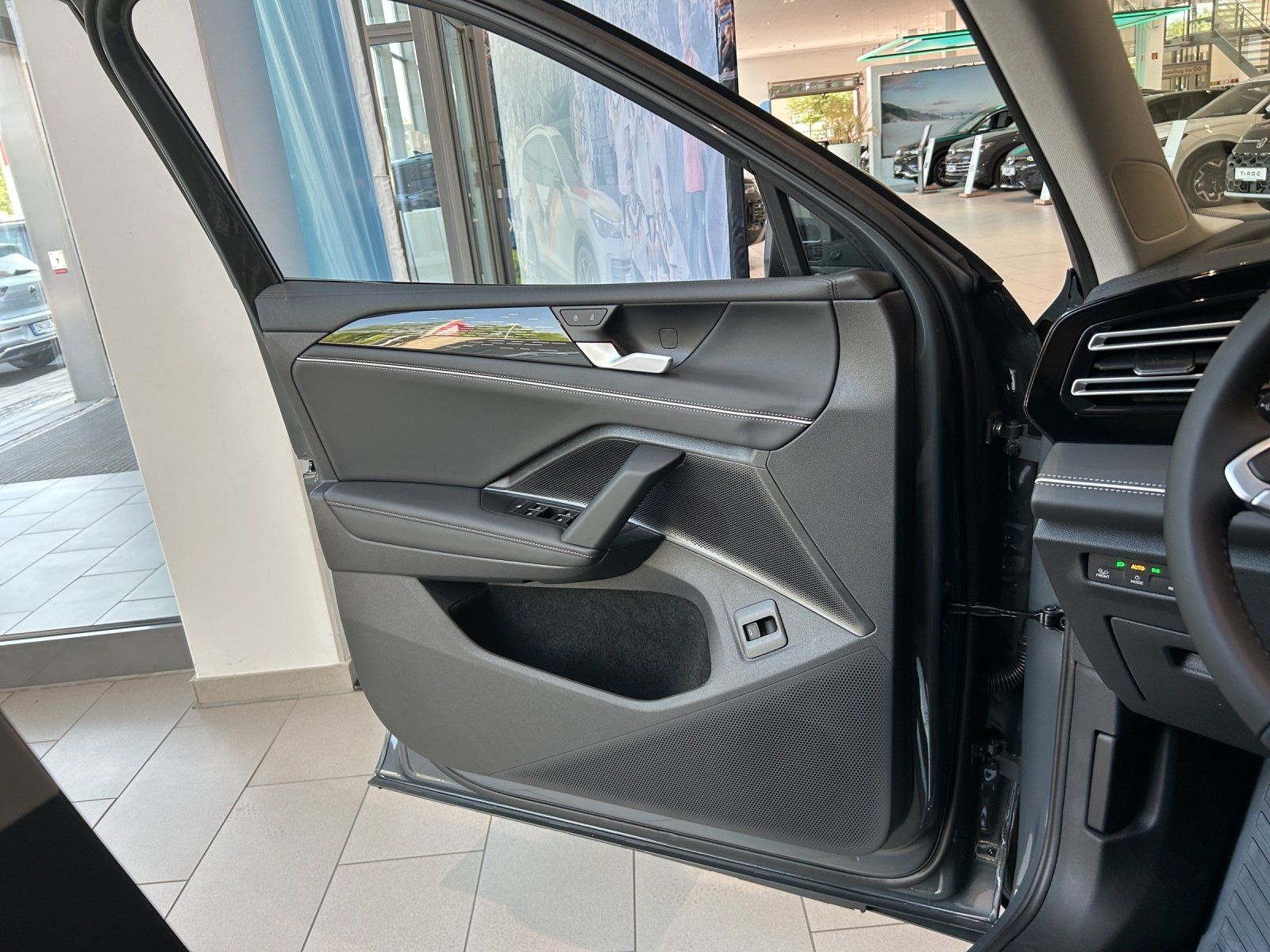 Volkswagen Tiguan - Bild 16