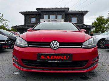 Volkswagen Golf - 2