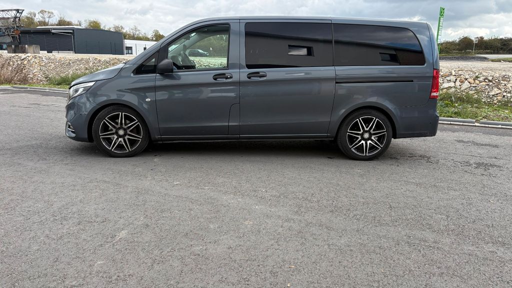 Image of Mercedes-Benz Vito