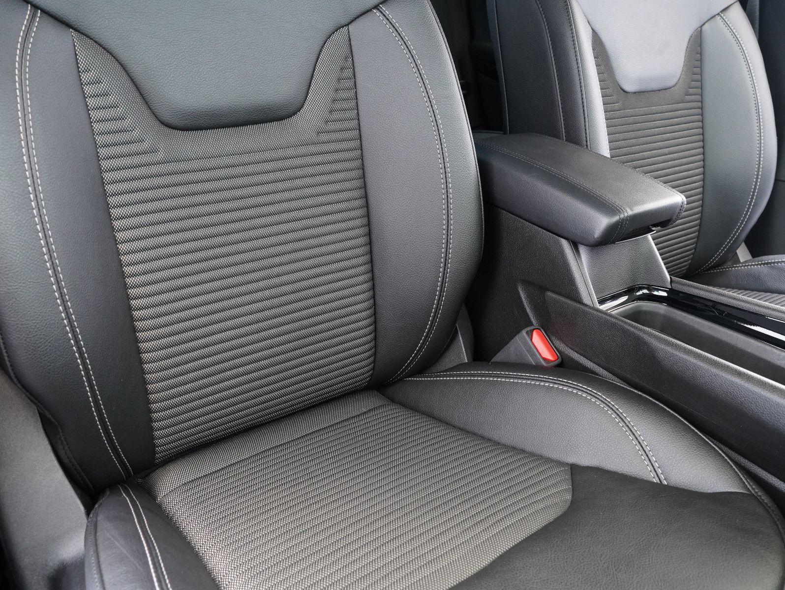 Fahrzeugabbildung Jeep Compass 1.5 GSE T4 48V E-HYBRID