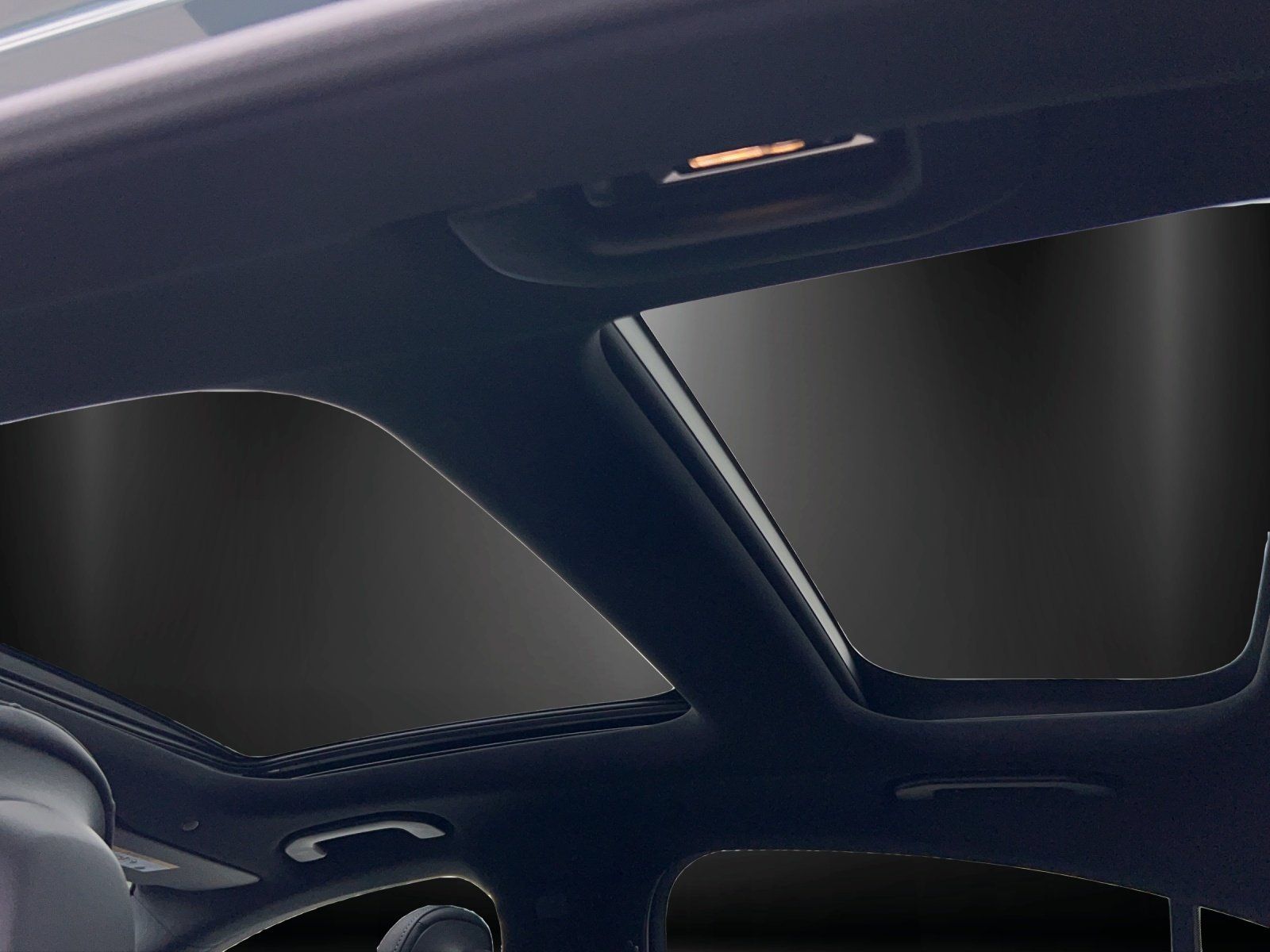 Fahrzeugabbildung Mercedes-Benz E 200 AMG Pano DISTRO Kamera NIGHT KeyGO 19"