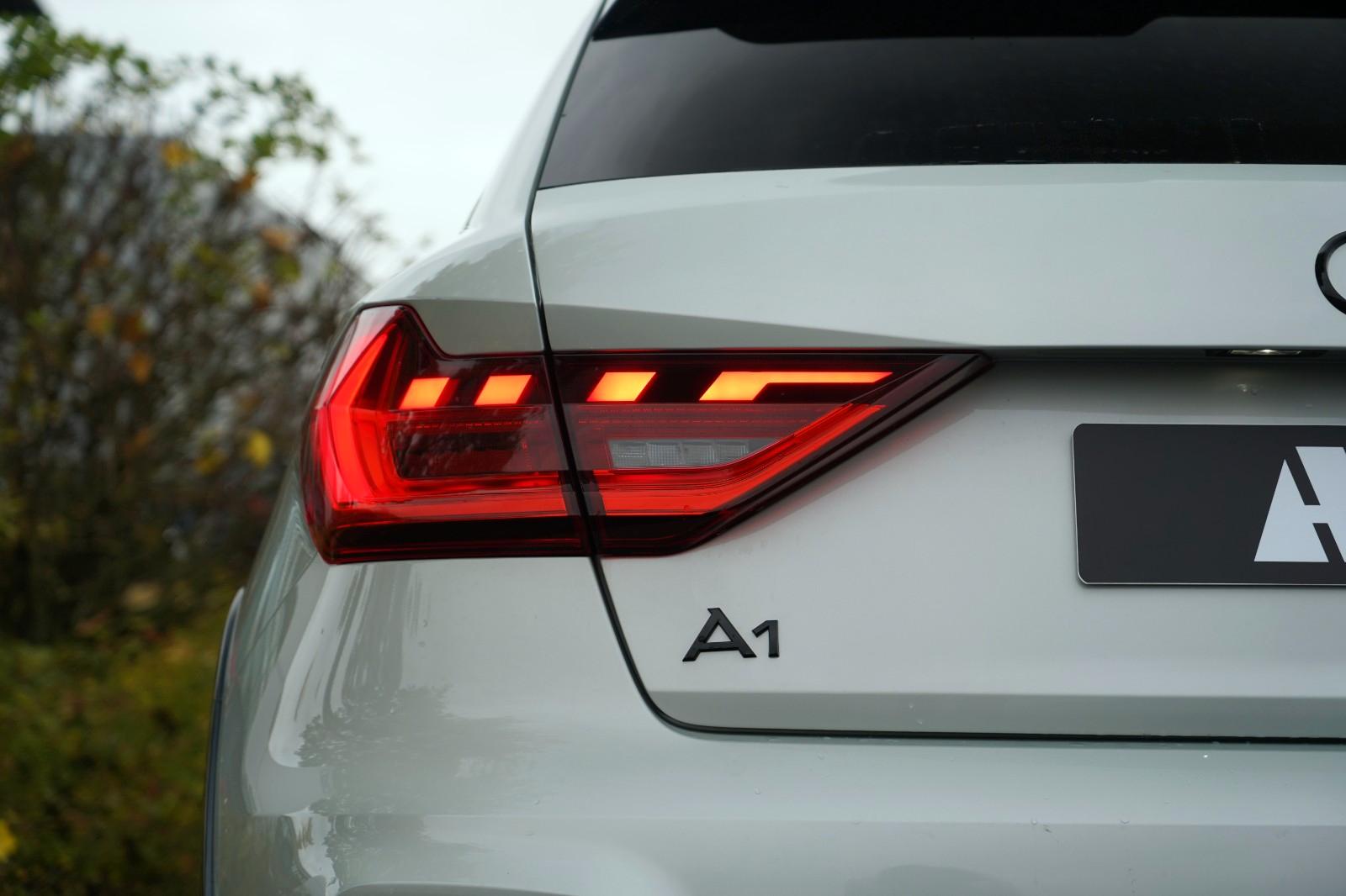 Audi A1 ALLSTREET 35TFSI SLINE SONOS INFOTAINMENT PLU