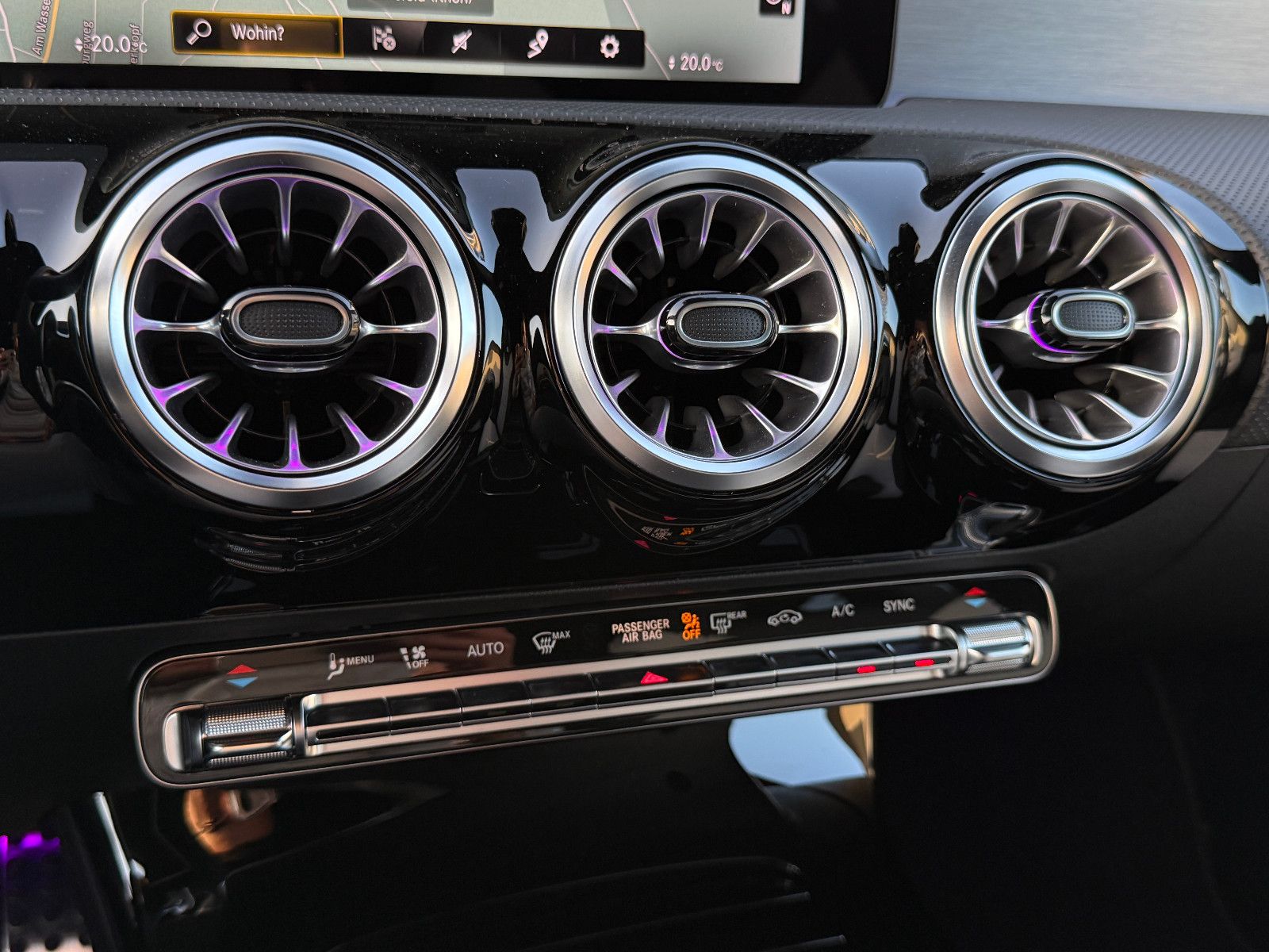 Fahrzeugabbildung Mercedes-Benz CLA 250 SB AMG-Line ACC Leder LED Memory Kamera