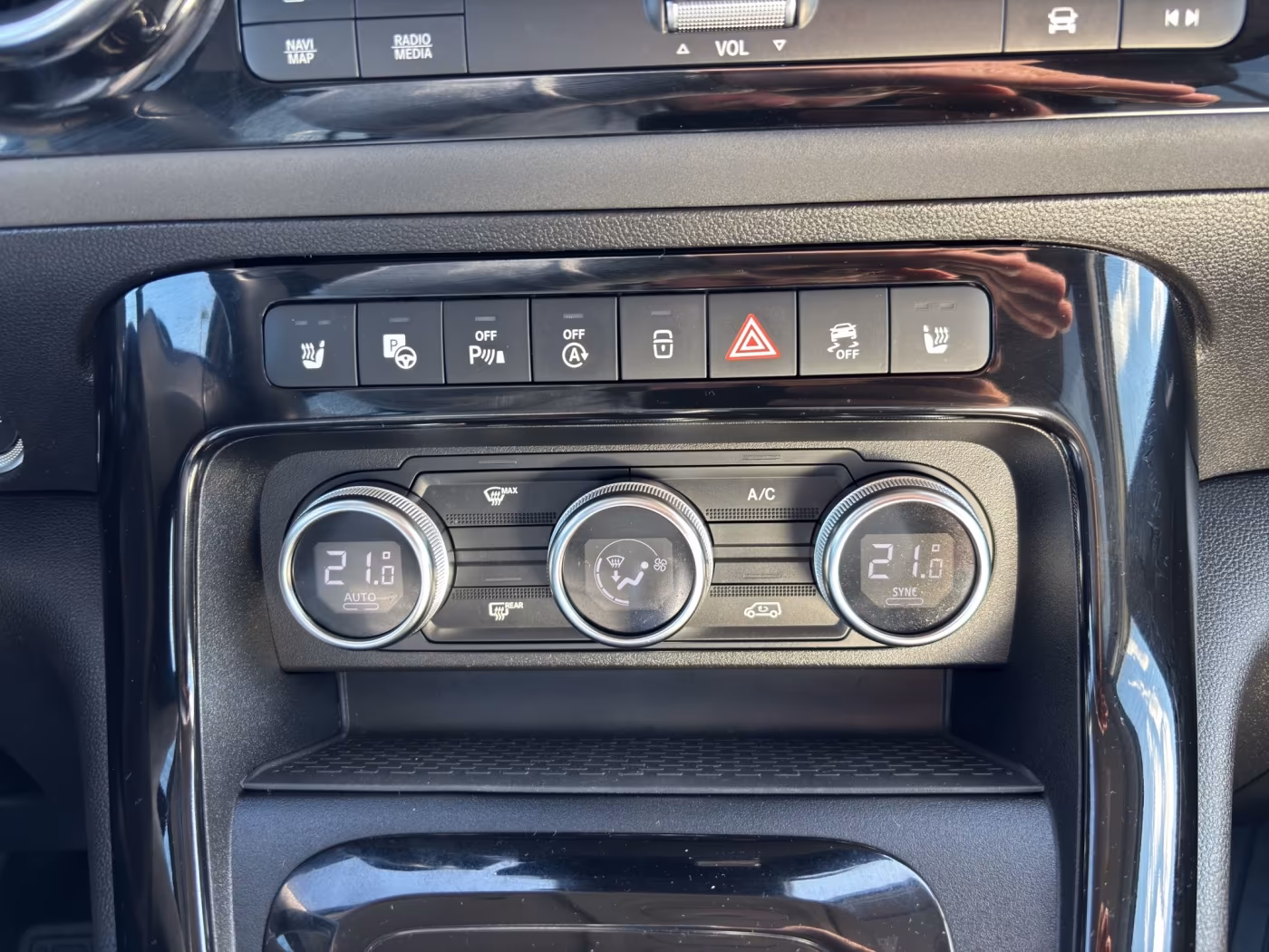 Mercedes-Benz T-Klasse T 180 d AUT Fernlichtass. Kam. KlimaA LED Navi, миниатюра 13