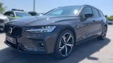 Volvo V60 B4 Ultra Dark Pano B&W HUD ACC BLIS Sport 19 - Volvo V60 Jahreswagen
