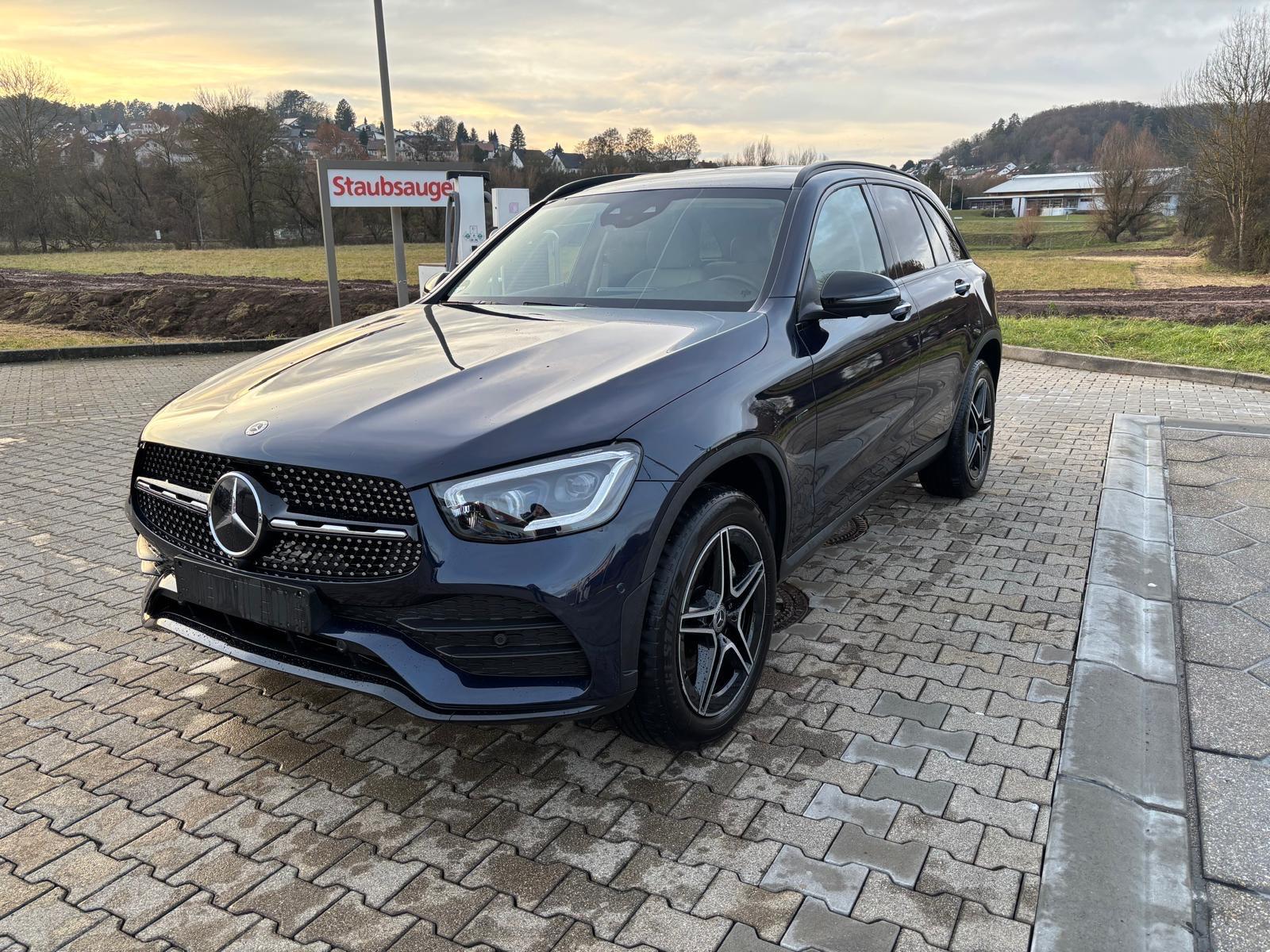 Mercedes-Benz GLC 300 de 4MATIC*AMG*DIGITAL*DISTRONIC*