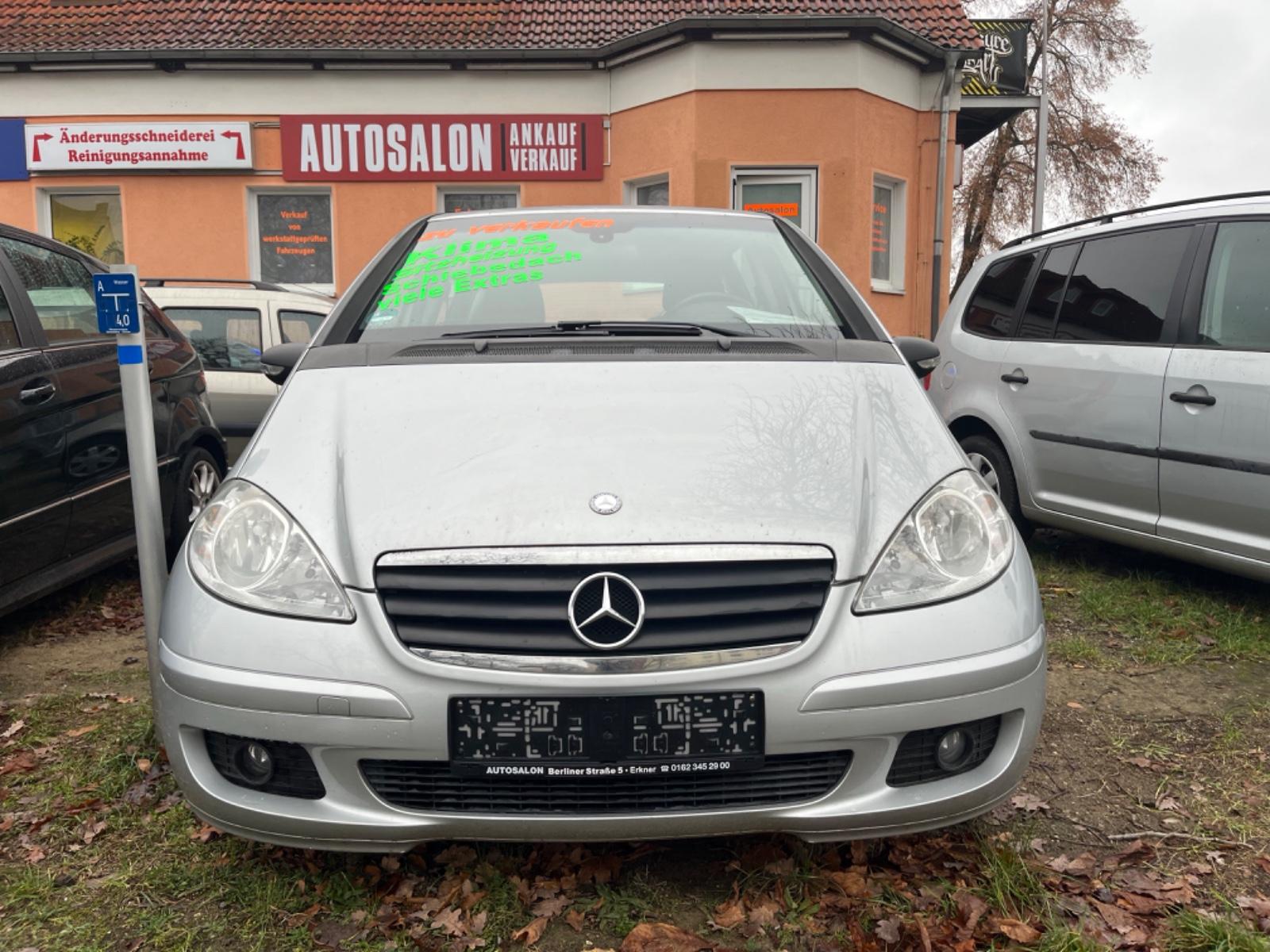 Mercedes-Benz A 160 Service + TÜV NEU-Panoramadach-Sitzheizung