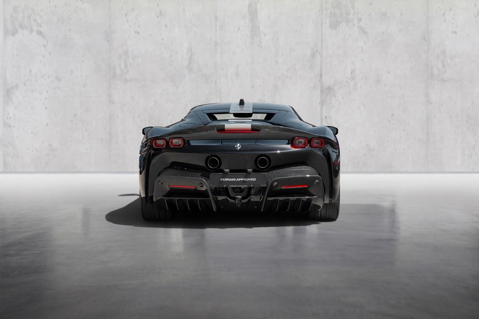 Ferrari SF90 Stradale ASSETTO*CARBON*KAMERA