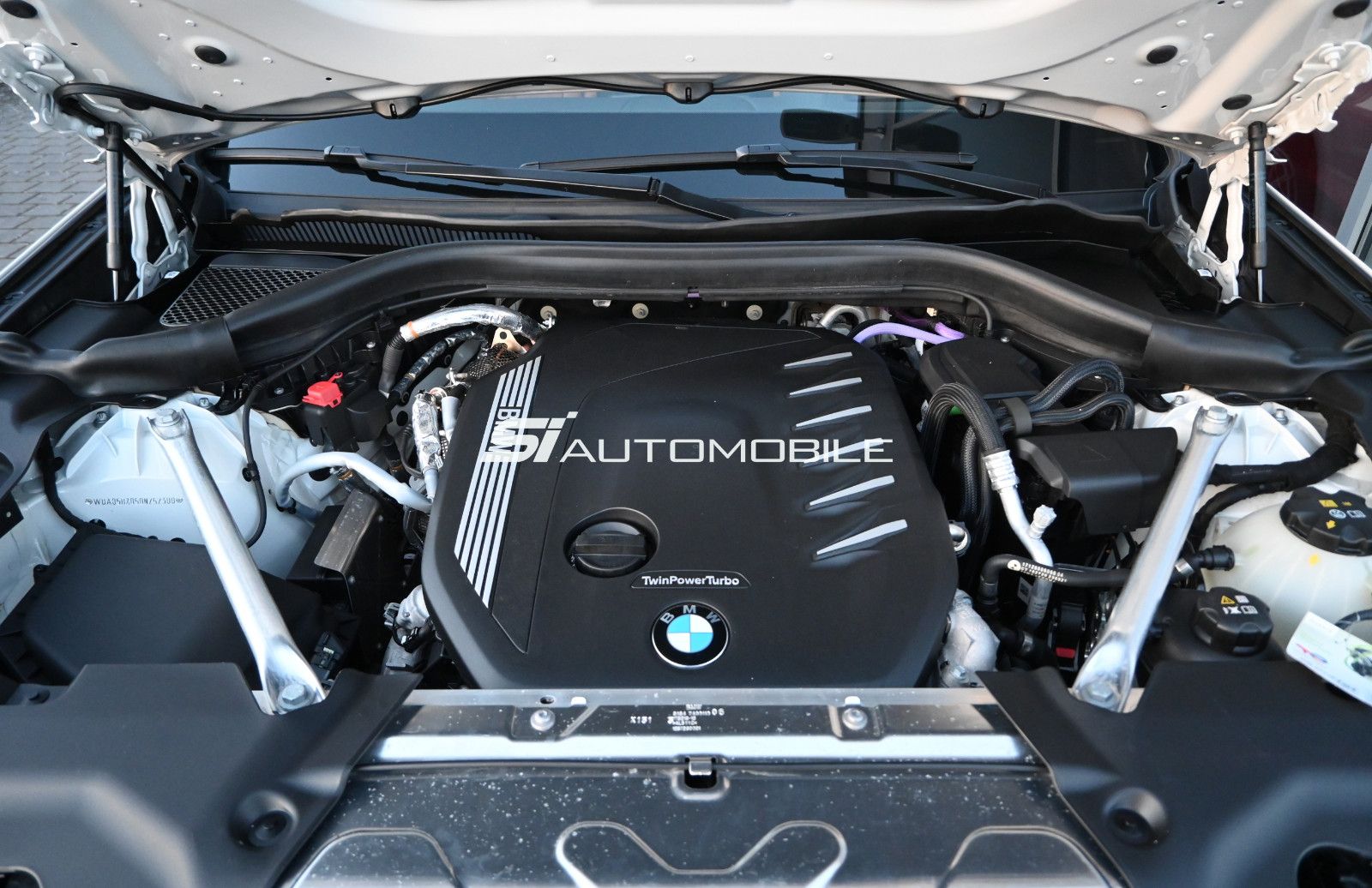 Fahrzeugabbildung BMW X3 xDrive30d M-Sport °ACC°AHK°M-SITZE°STANDHZ°HK