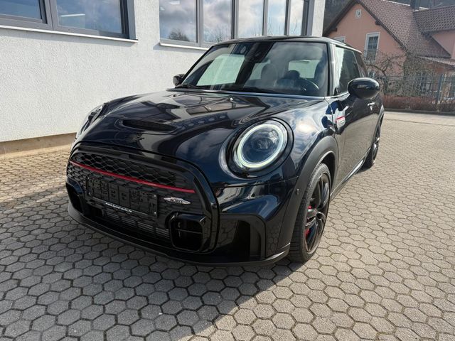MINI John Cooper Works Hatch