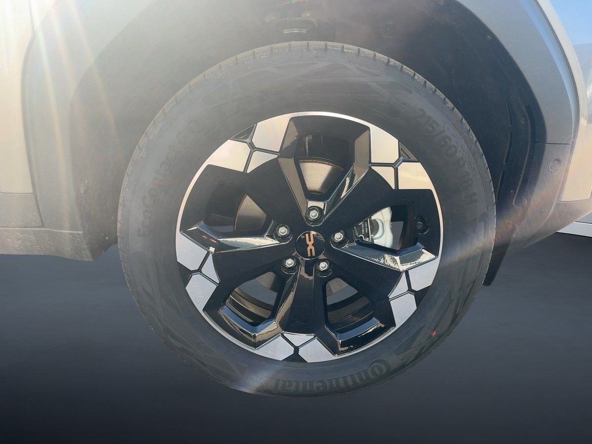 Fahrzeugabbildung Dacia Bigster Hybrid 155 Extreme