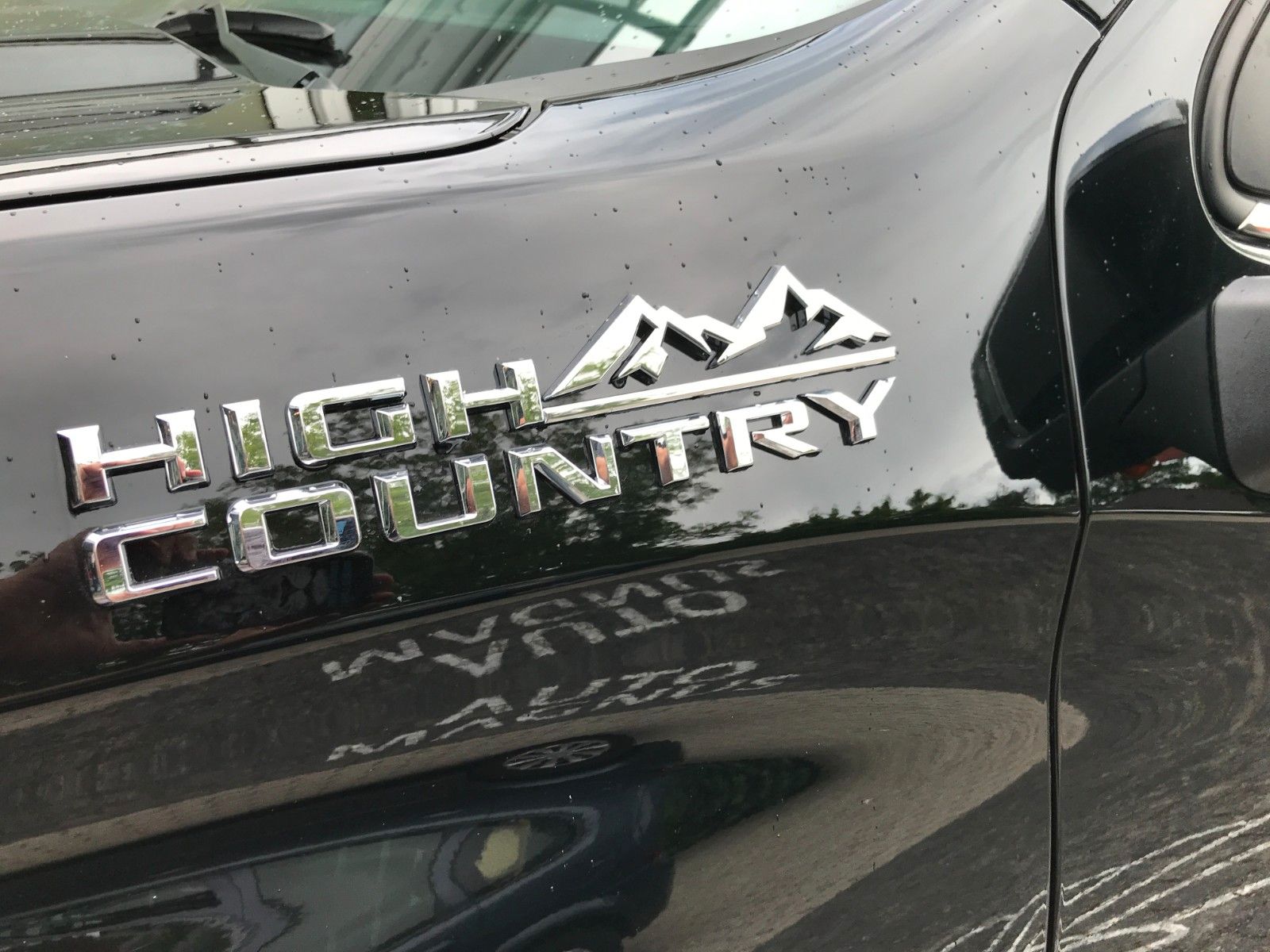 Fahrzeugabbildung Chevrolet Silverado 6.2 V8 High Country*Z71 *KlappeLPG