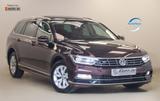 Volkswagen Passat 2.0TDI 190PS DSG R-Line 4M Pano AHK ACC - Volkswagen Passat mit Diesel-Antrieb: Kombi, 2.0