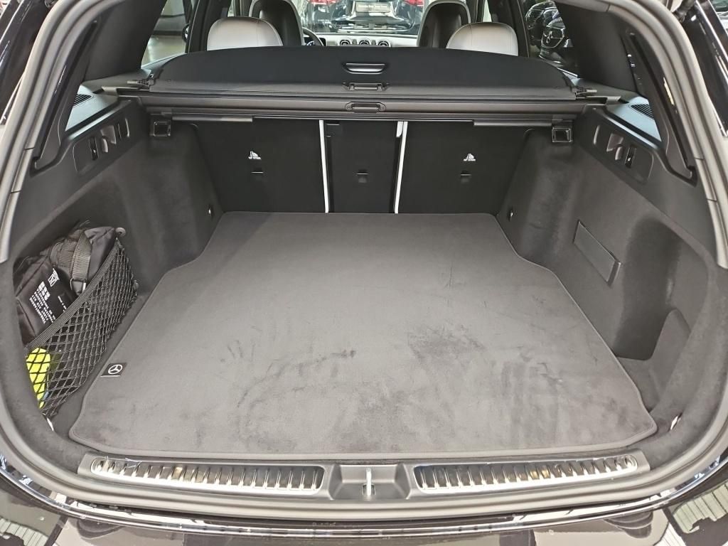 Fahrzeugabbildung Mercedes-Benz C 180 T-Modell ++ EDITION-AMG+KEYLESS+DIGITAL ++