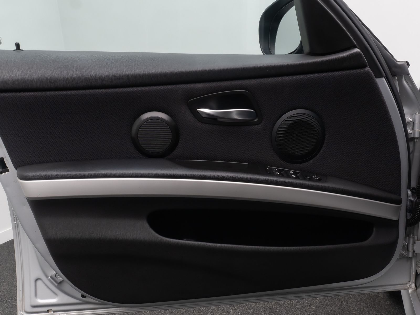 Fahrzeugabbildung BMW 320d Tempomat Xenon PDC NaviBusiness Standhzng