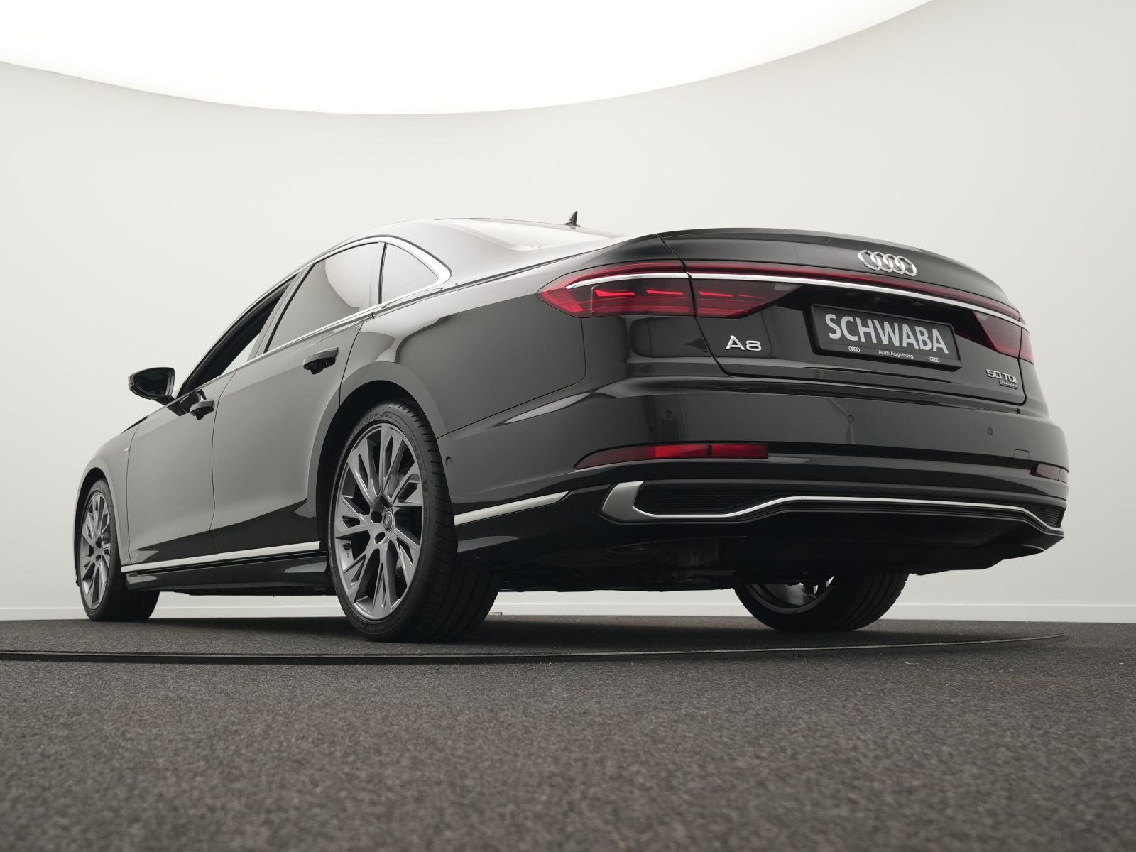 Audi A8 - Bild 25