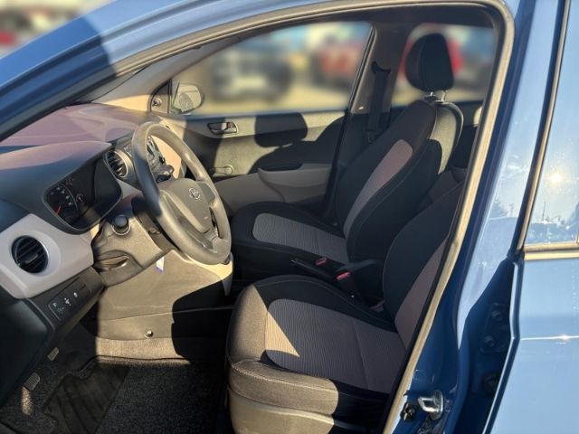 Fahrzeugabbildung Hyundai i10 Classic Klima teilb.Rücksb AUX MP3 CD RDC Ra