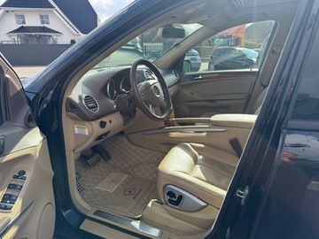 Mercedes GL 450 - 3