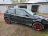Alfa Romeo 147 - Alfa Romeo 147 aus 2000