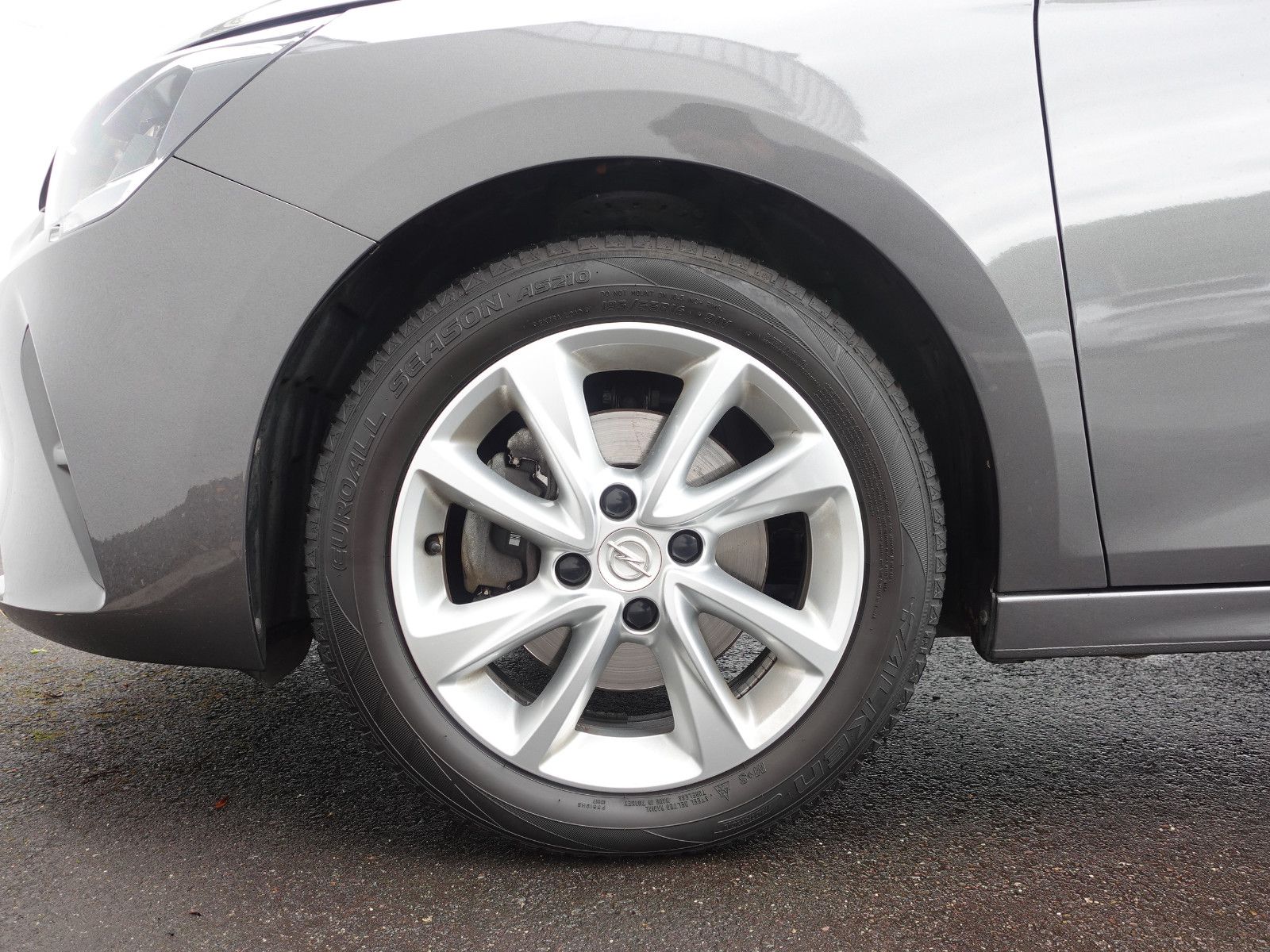 Fahrzeugabbildung Opel Corsa 1.2 Turbo Edition  16"Alu-Felgen,Klima,USB