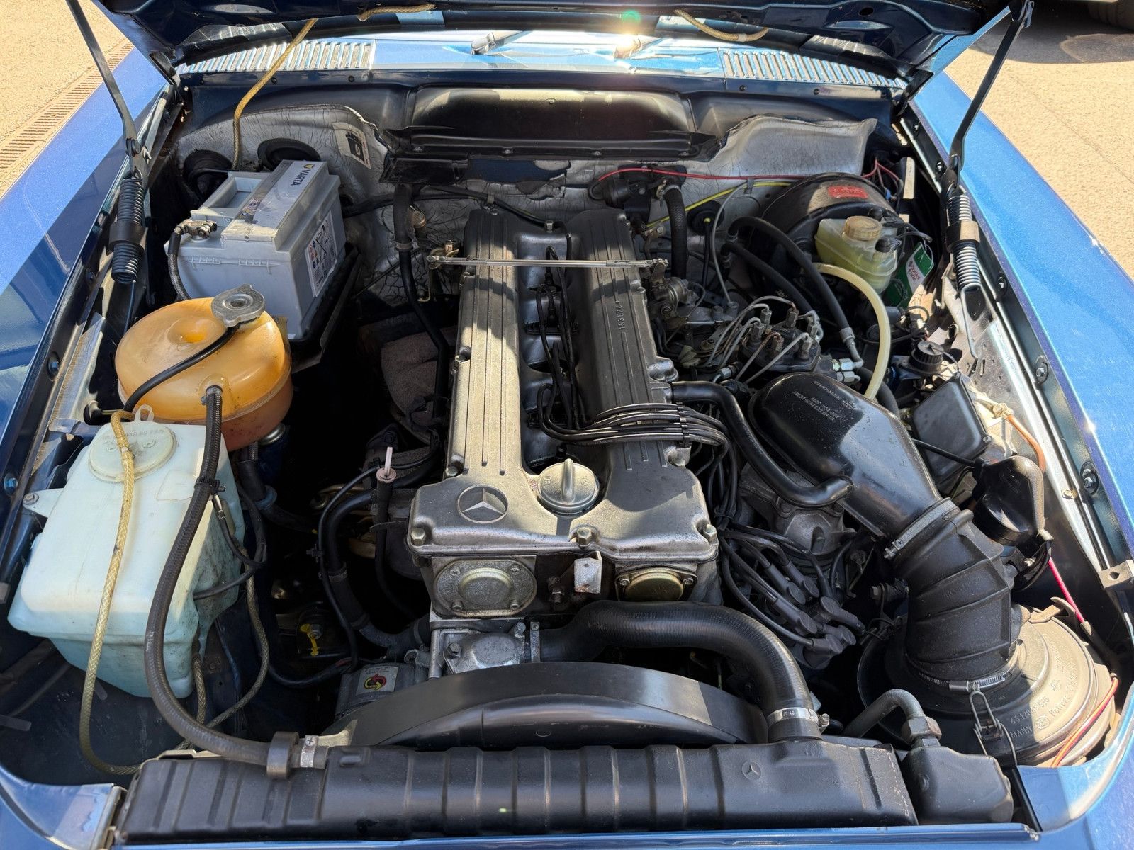 Fahrzeugabbildung Mercedes-Benz SL 280, Deutsches Fahrzeug, kompl. überarbeitet