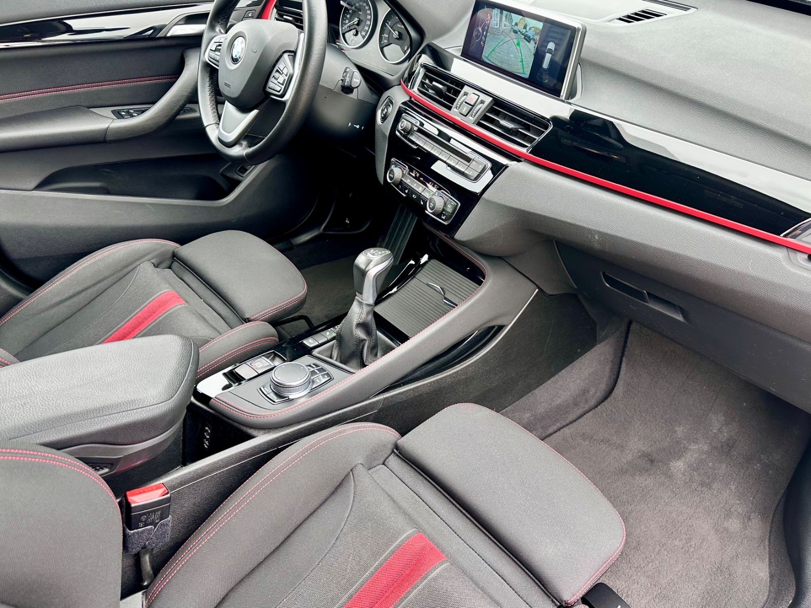 Fahrzeugabbildung BMW X1 xDRIVE 25 d SPORTLINE*HEAD-UP+AUTOM.+M.2017*