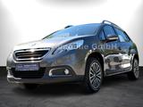 Peugeot 2008 Active TEMPOMT/SHZ/KLIMA/PDC/NAV/GARANTIE - Peugeot 2008: Grau