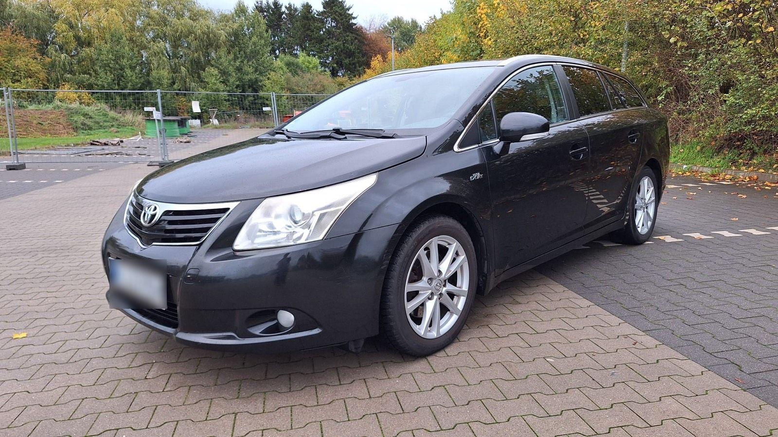 Toyota Avensis, 2010