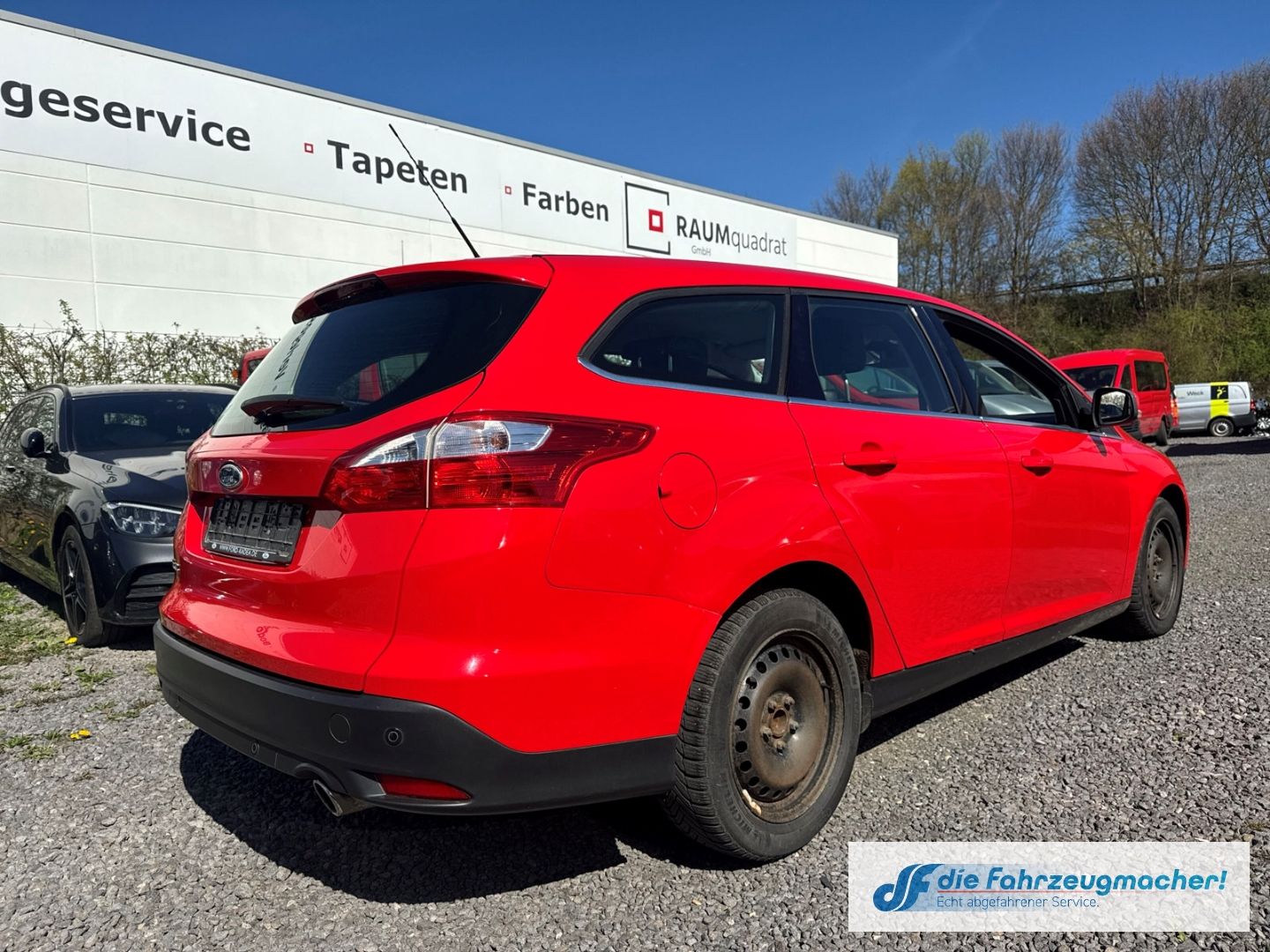 Fahrzeugabbildung Ford Focus Turnier Titanium Navi Leder *EXPORT