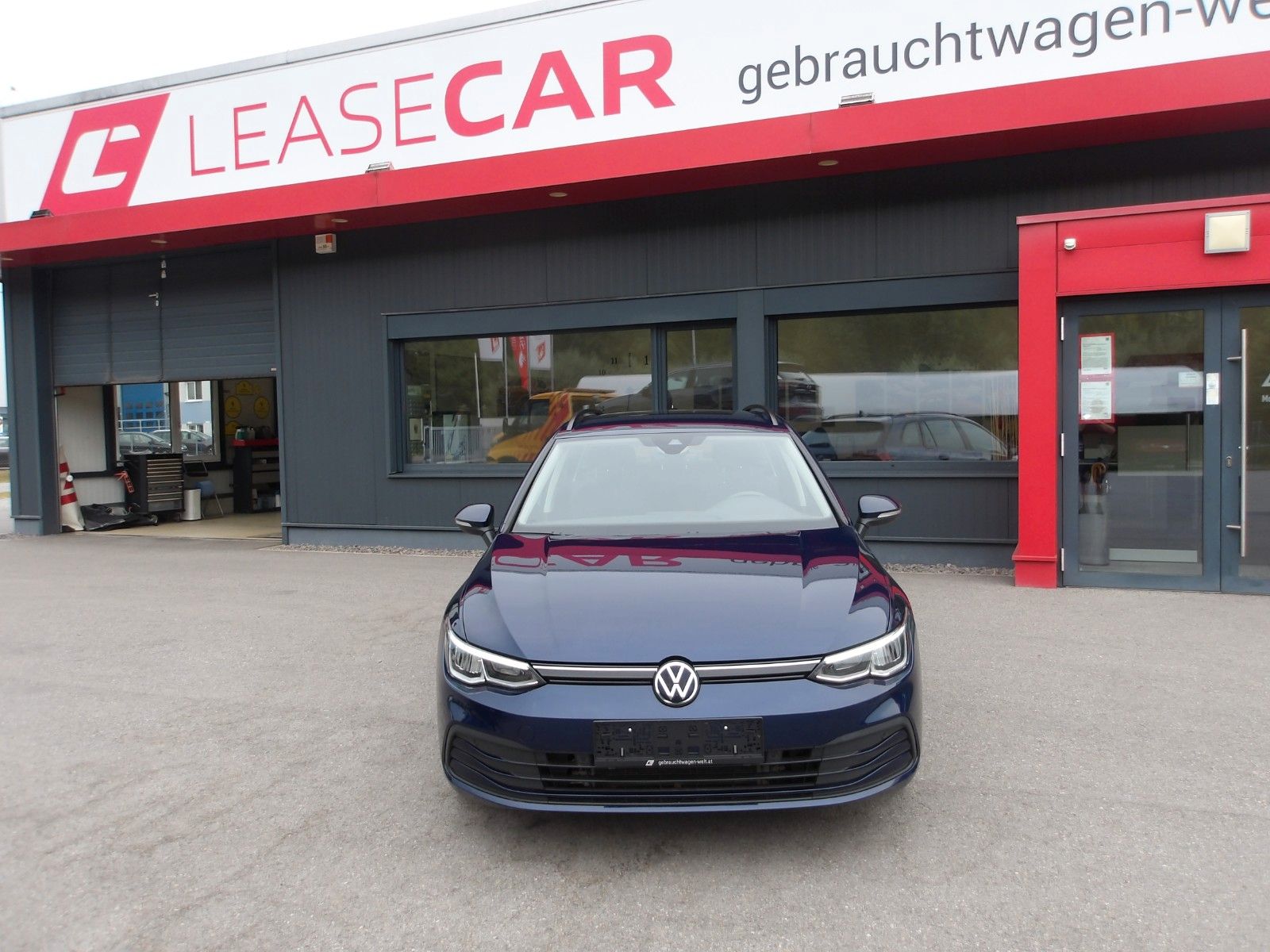 Volkswagen Golf VIII Variant Life EXP € 12990.-- imagem 2