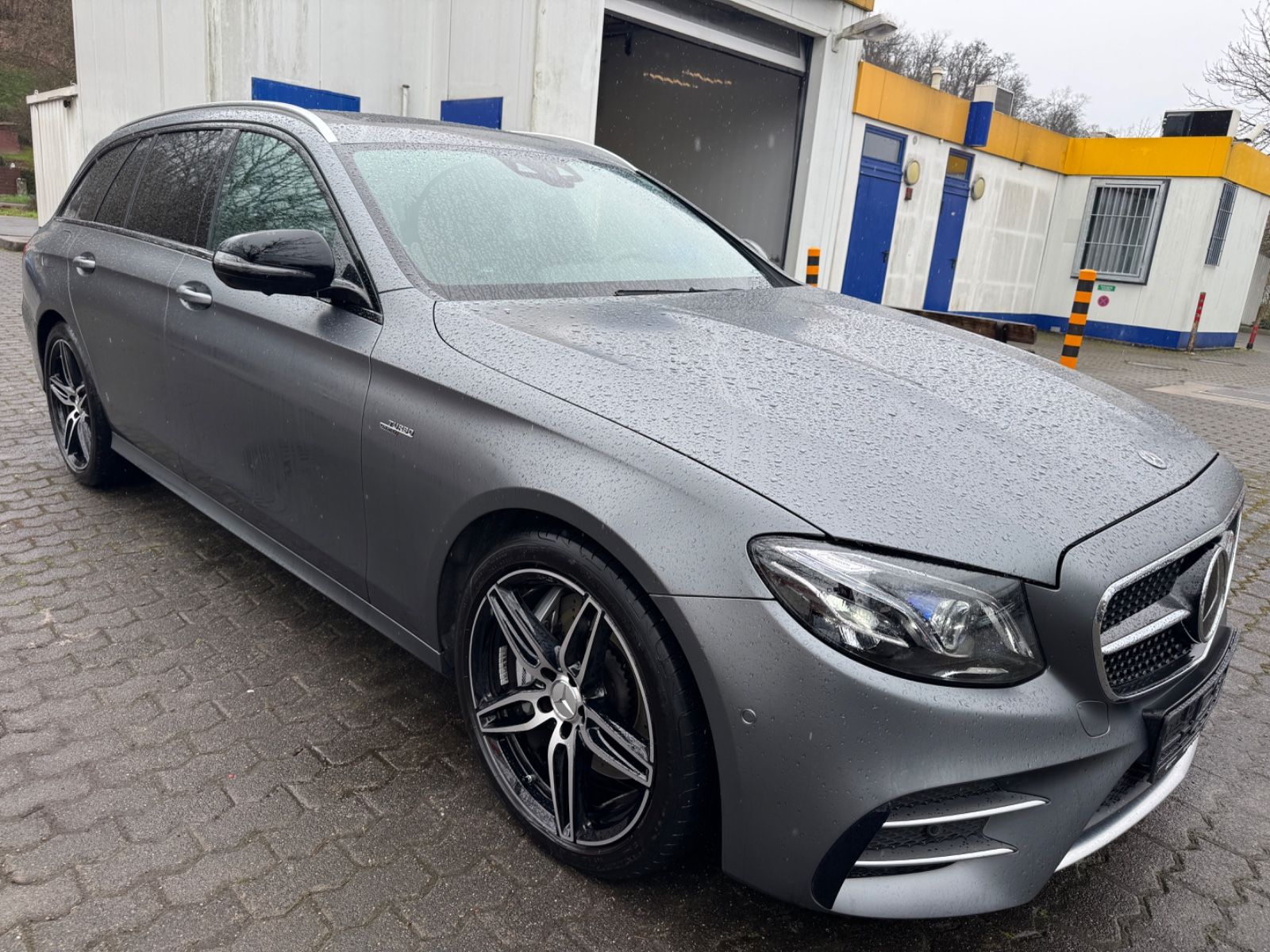 Fahrzeugabbildung Mercedes-Benz E 53 AMG E T-Modell 4Matic+ LED+360 Kamera+Night